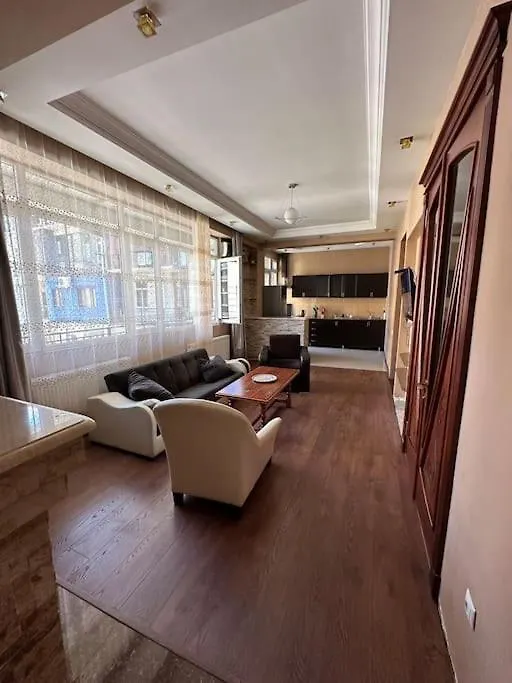 Ritz Apartment Batumi 0*,